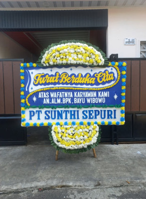 Papan Bunga Duka di Sambeng