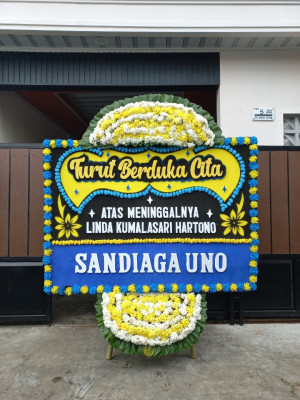 Papan Bunga Duka di Sambeng